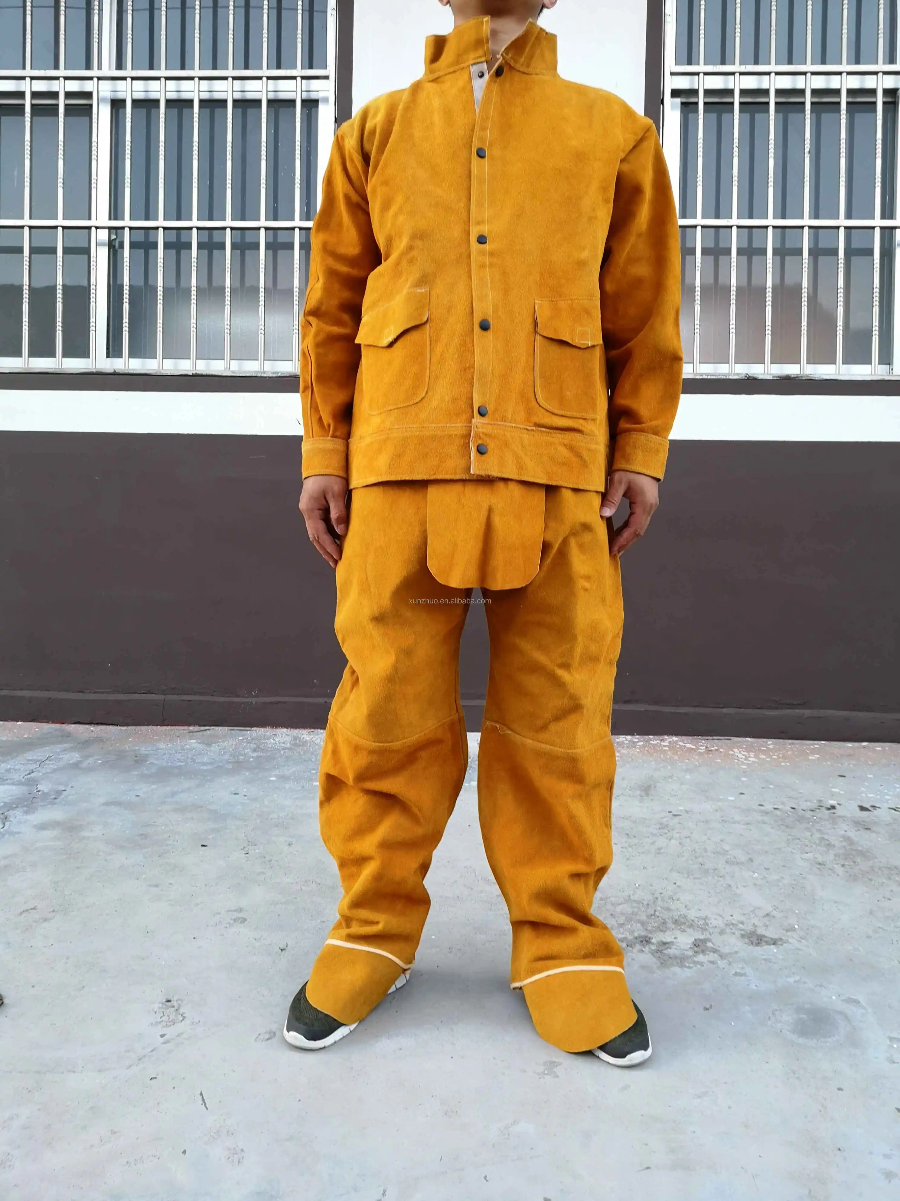 Protective Welding Suit Cowhide Leather Welders Jacket Insulation