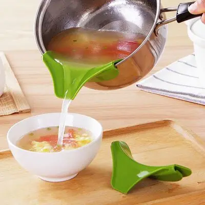 

Hot sales eco-friendly pour silicone funnel for soup oil Kitchen Gadget Water Deflector Cooking Tool Silicone Pour Spout, Green/red/blue