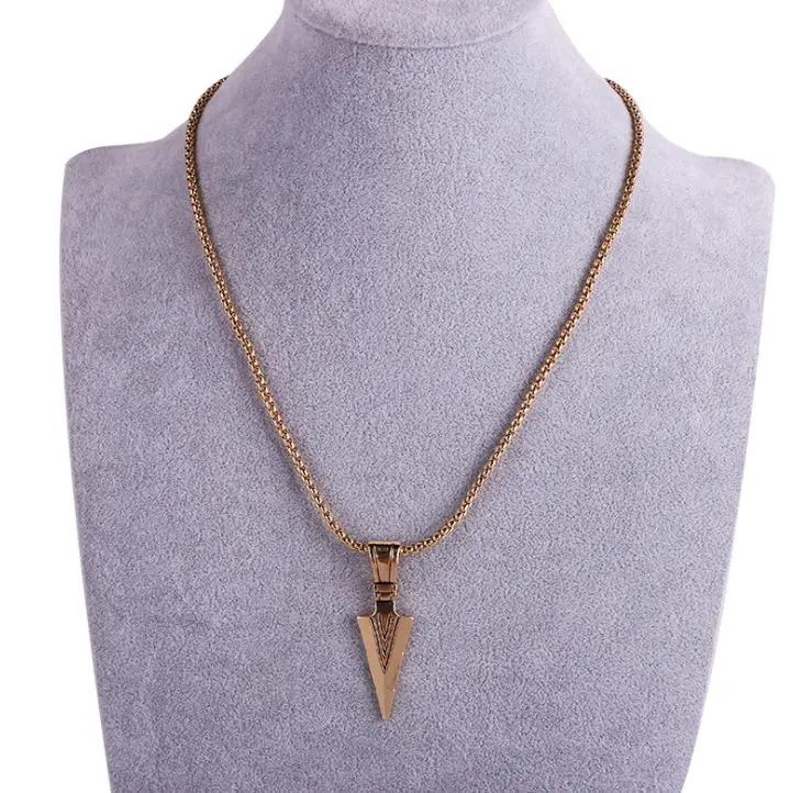 

New jewelry popular retro triangle arrow necklace clavicle chain sweater chain