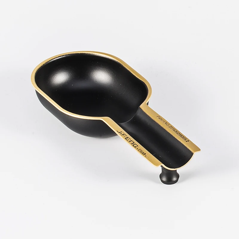 

JF-105 Round Modern Metal Creative Portable cigar ashtray