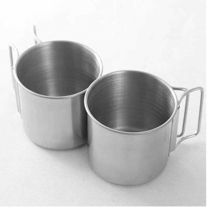 

2021 new portable outdoor stainless steel carabiner travel beer mug with foldable handle camping cups & mugs, Natural color