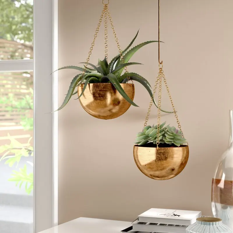 

Luxury Steel Round Metal Hanging Planter for Decoration Chain Gold Hanging Plant Pot, Customized color