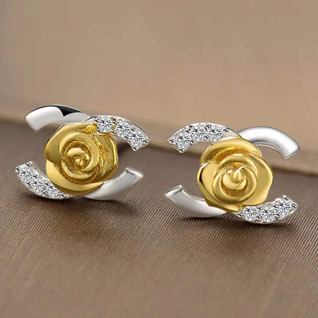 rose stud earring (7).jpg