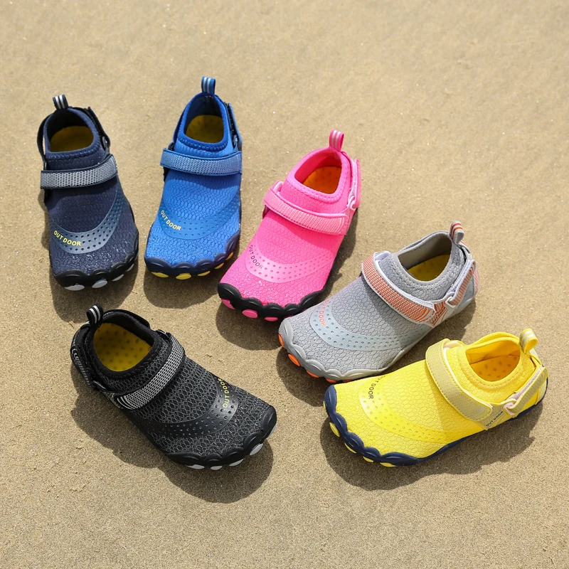 

Manufactory direct kid children five finger barefoot beach shoes for 100% safety