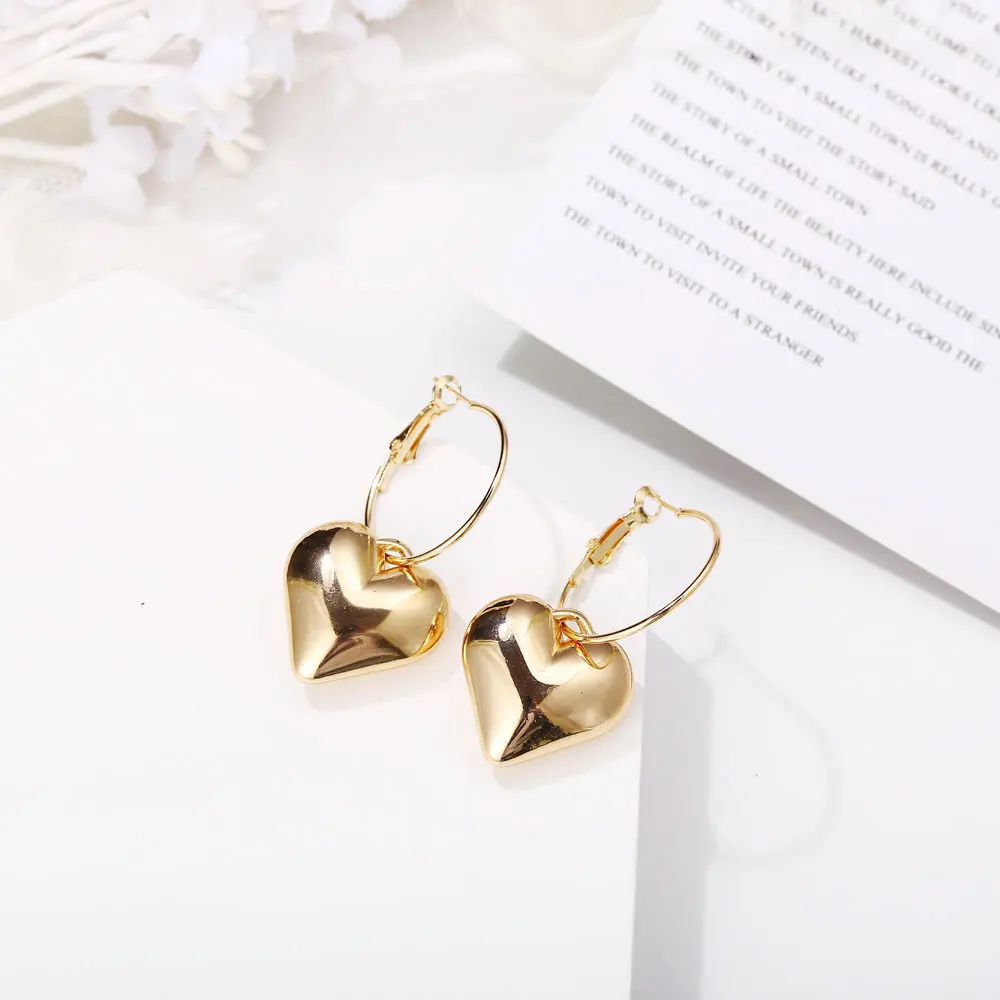 

5616 New love earrings creative simple metal heart shaped earrings trend hooks earrings with fast delivery, Multi colors