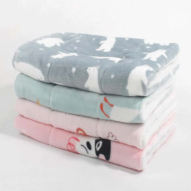 

hot selling thickened dog or cat pet flannel cushion mat, Customized color