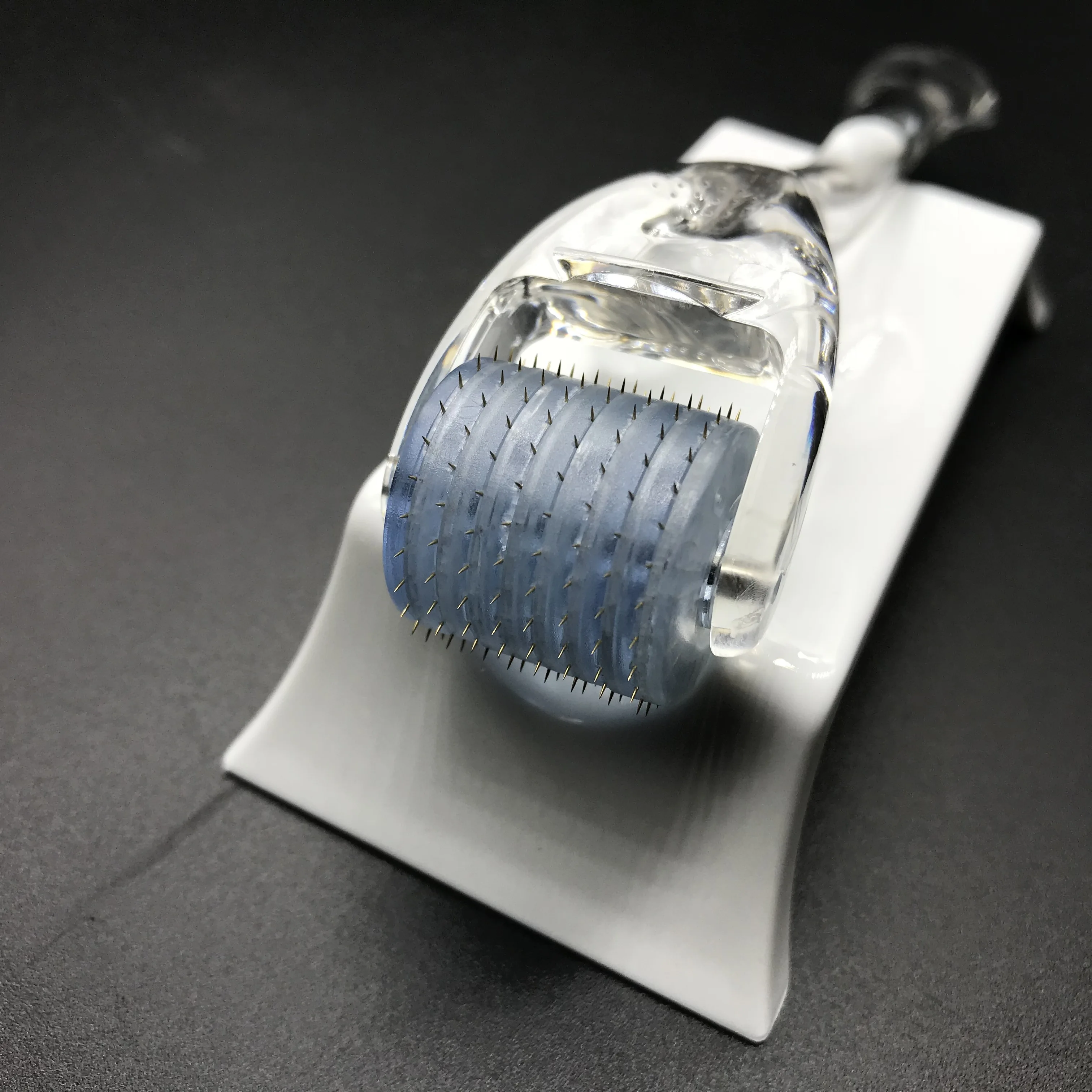 

Medical CE and Rohs certificated derma roller, Many colors available