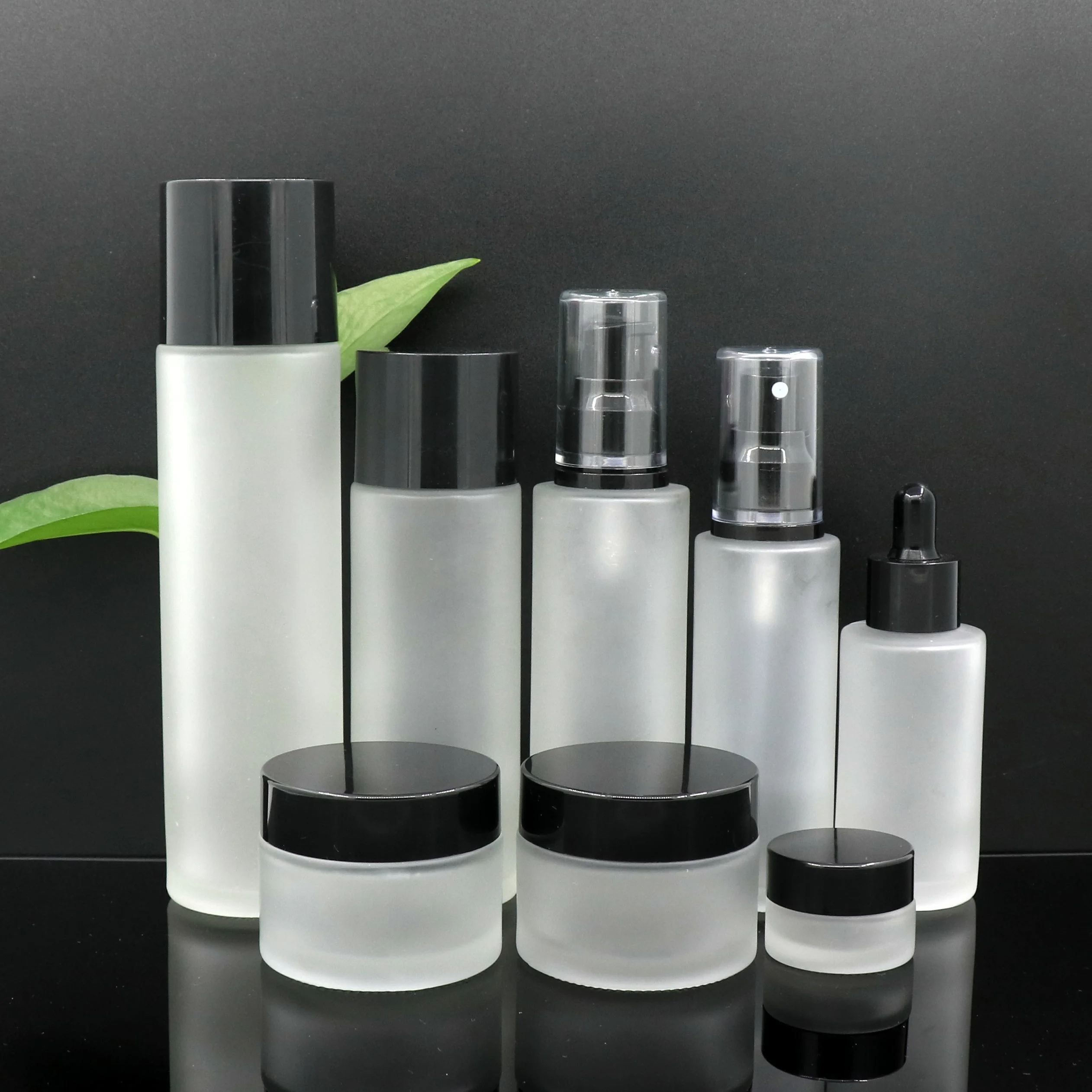 High End Frosted Cosmetic Glass Bottle And Jar Pump Bottle For Lotion ...