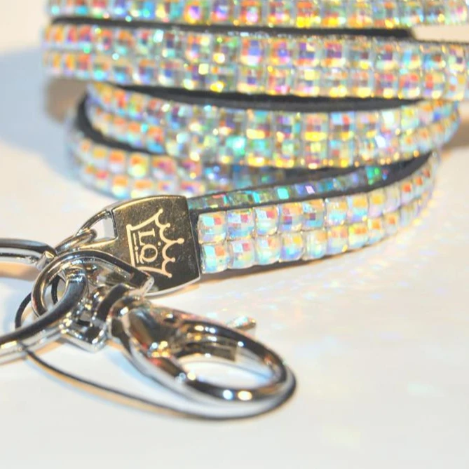 
Holographic borealis Special finish aurora color Rhinestones and fiber Material Shiny Fashion bling crystal Rhinestone lanyard 