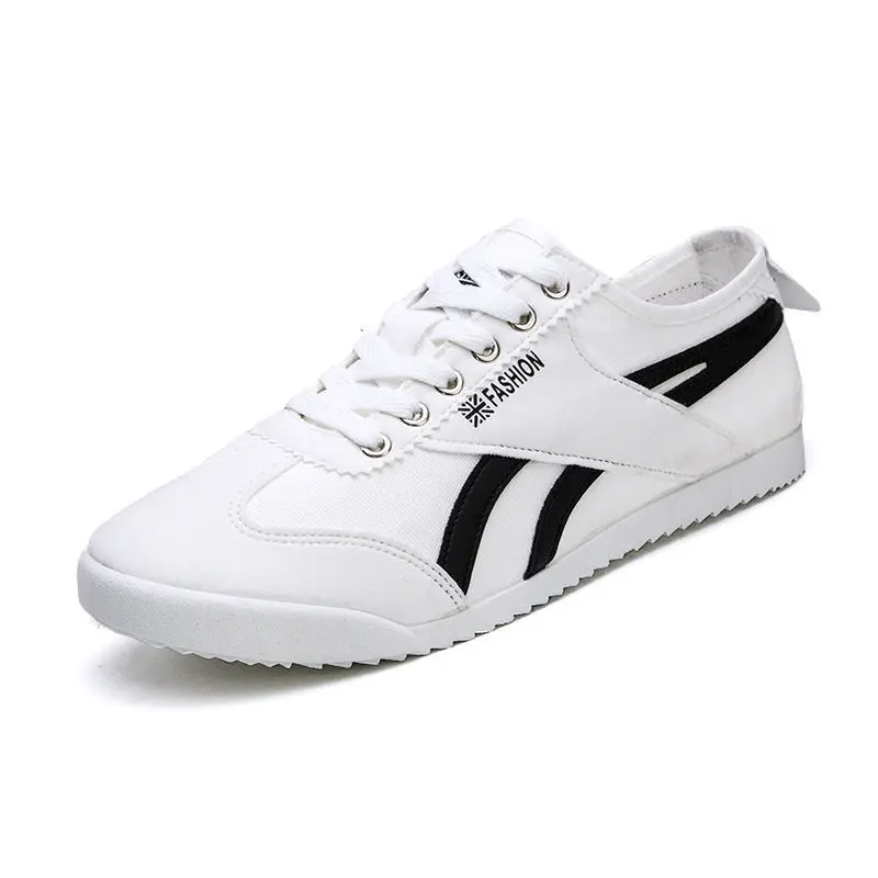 

Hot Sale Sport Skateboard Shoes Outdoor Shoes For Students, 3 colors