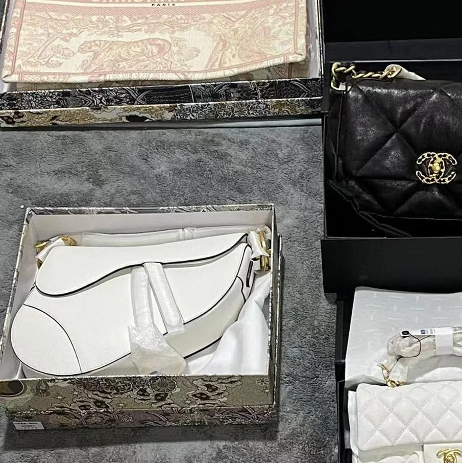 

5A top quality 1:1 CC original handbag wholesale Ship in 24hours