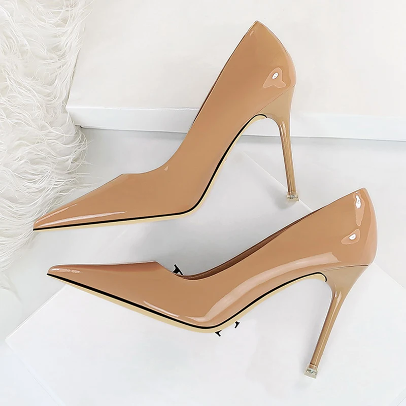 

New Women Pumps Brand High Heels Black Patent Leather Pointed Toe Sexy Stiletto Shoes Woman Ladies Plus Big Size 42 43