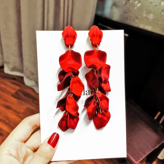 

Korea New Design Hot Sale Fashion Jewelry Acrylic Painted Petals Earrings Long Drops Oil Exaggerated Earrings for women, Gold