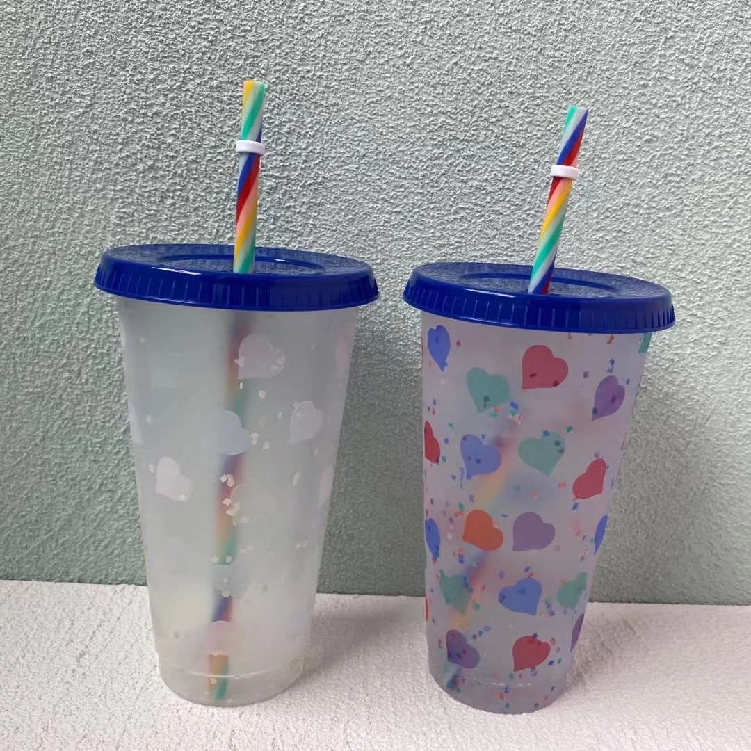 

Custom Christmas Tumbler Cups 2021 New 16oz 24 oz Plastic Color Changing Glitter Cups with Confetti Colorful Straw Heart Sticker, As picture