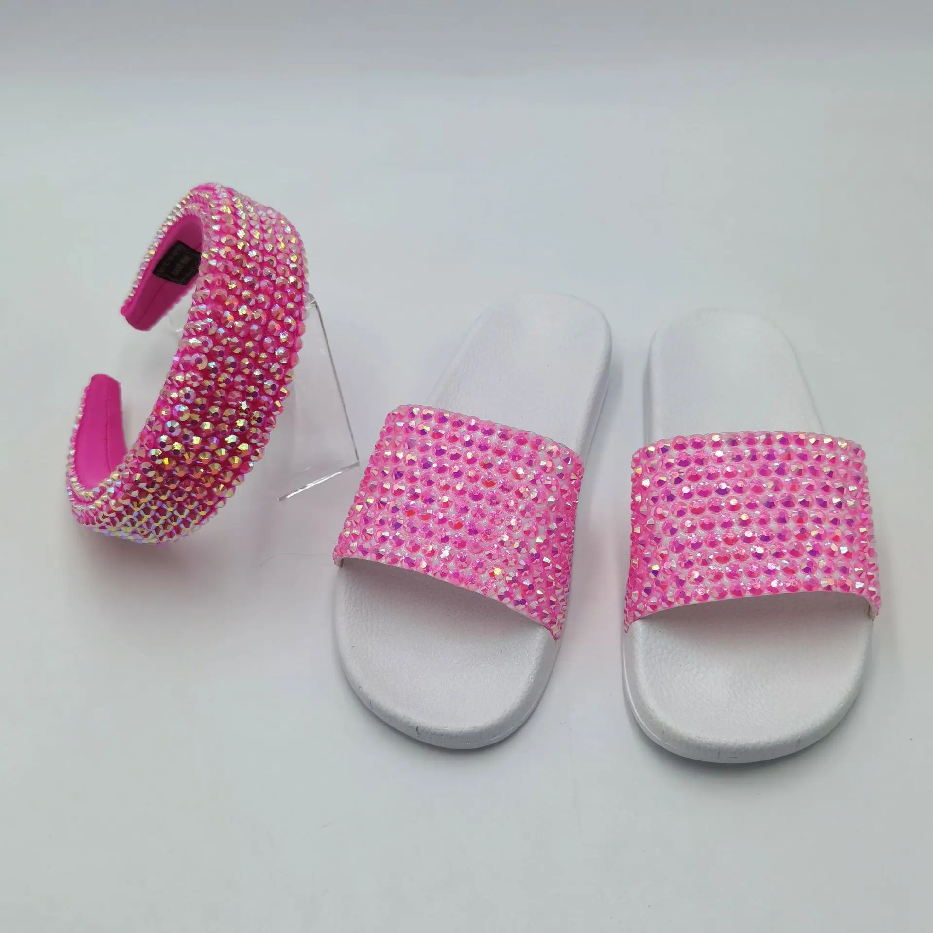 

Girl Favorite outdoor diamond decorator slippers match lady headbands, Picture