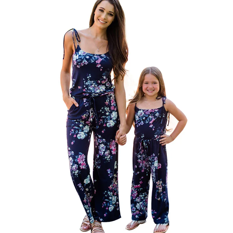 

Mommy and me summer family matching outfits with sleeveless plus sling print one piece jumpsuit parent-child clothing, Picture