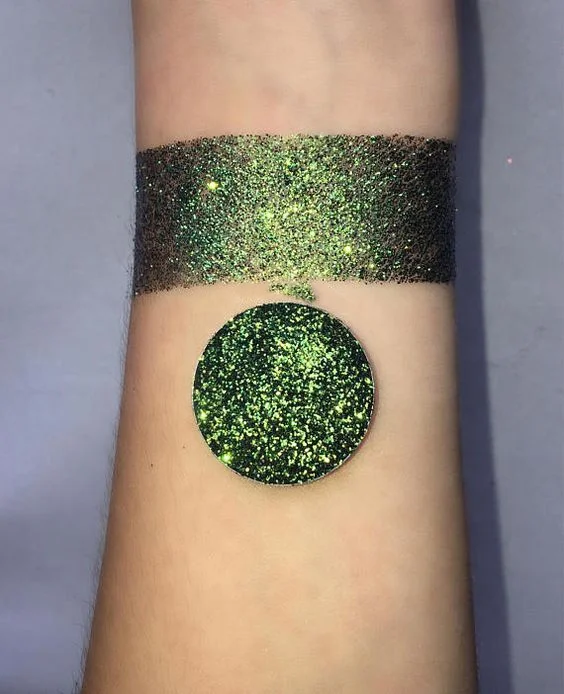 

DuoChrome Holographic Blue/Green/Yellow /Purple/Red Pressed Shimmer Glitter Eyeshadow
