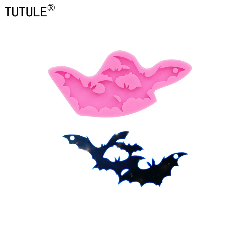 

Shiny Bat Necklace mould Bat Silicone Mold Polymer Clays, Metal Clays Food Safe Fondant, Chocolate,Bat keychain mould