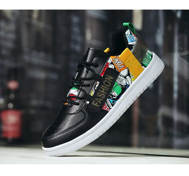 

2021 Women Men Flat Fashion Latest Summer Beach Lady Trendy Luxury Shoes Luxury Party Ladies Shoes, Black/white