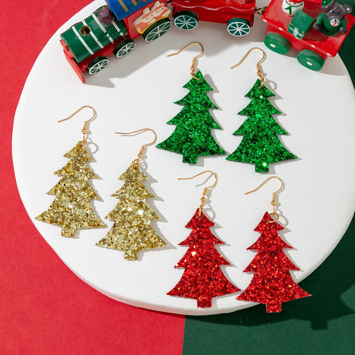 

New Fashion Artificial Leather Green Red Christmas Tree Earrings For Christmas Decoration