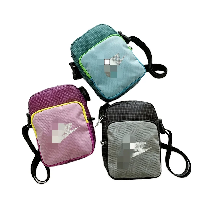 

Fashion China Splicing Shoulder Borsa Men Sports Sling Bag Color Contrast Mens Messenger Bag, As show