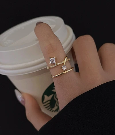 

Double-layer Diamond Geometrical Shape 18K Gold Plated Zircon Rings Jewelry Sense Of Design For Women