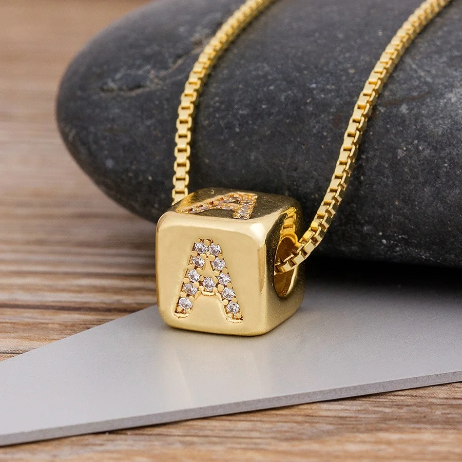 

Hot Sale A-Z Initials Letter Pendant Necklaces Copper CZ Gold Cube Charm Neck Chain Name Jewelry Gift for Women Wedding Party