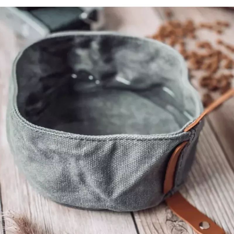 

Waterproof Portable Pet Dog Water Bowl Waxed Canvas Dog Feeding Bowl Dog for Travel Outdoor Walking