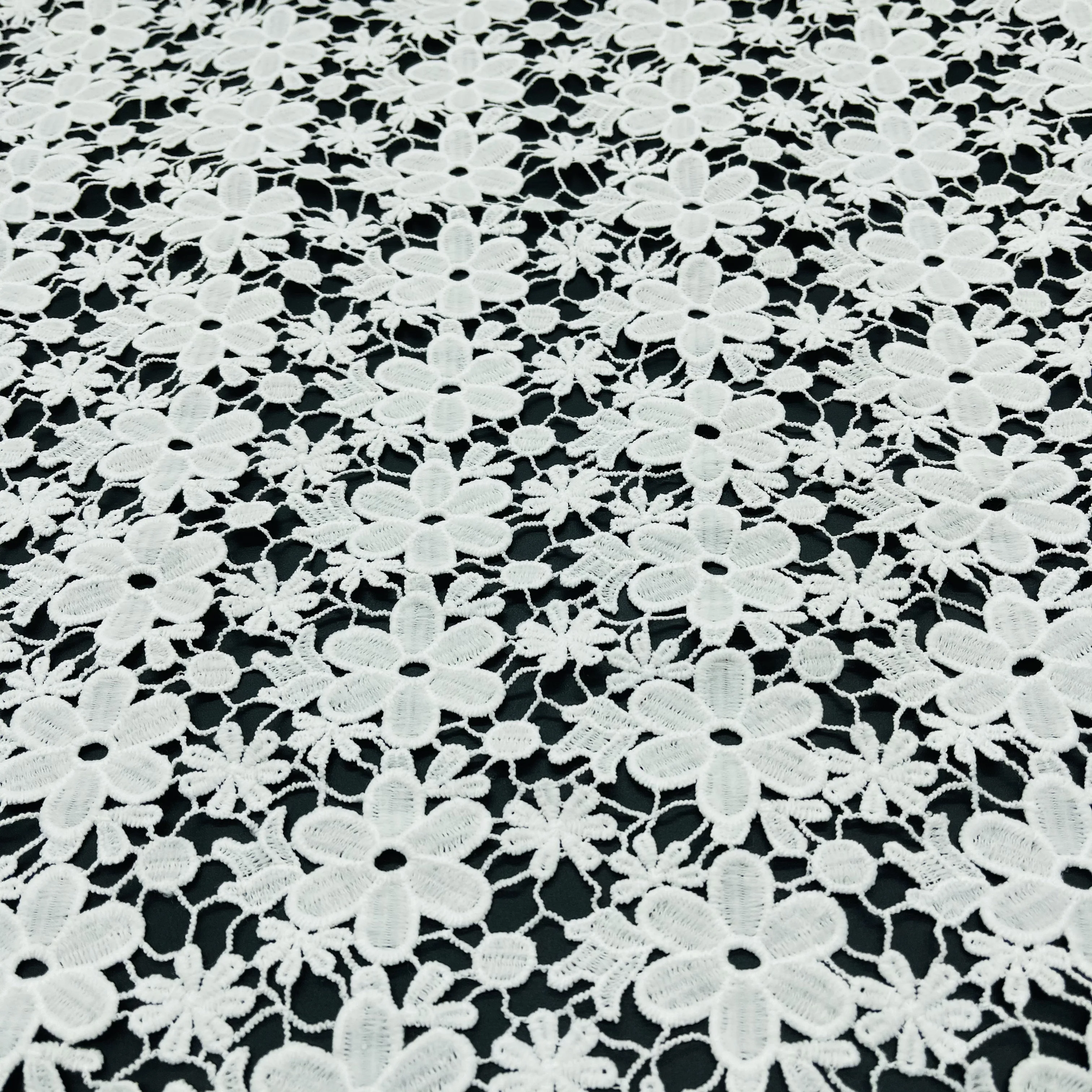 

Flower Dry African French Net White Chemical Perforated Cotton Eyelet Trim Embroidery Lace Fabric For Nigeria Wedding