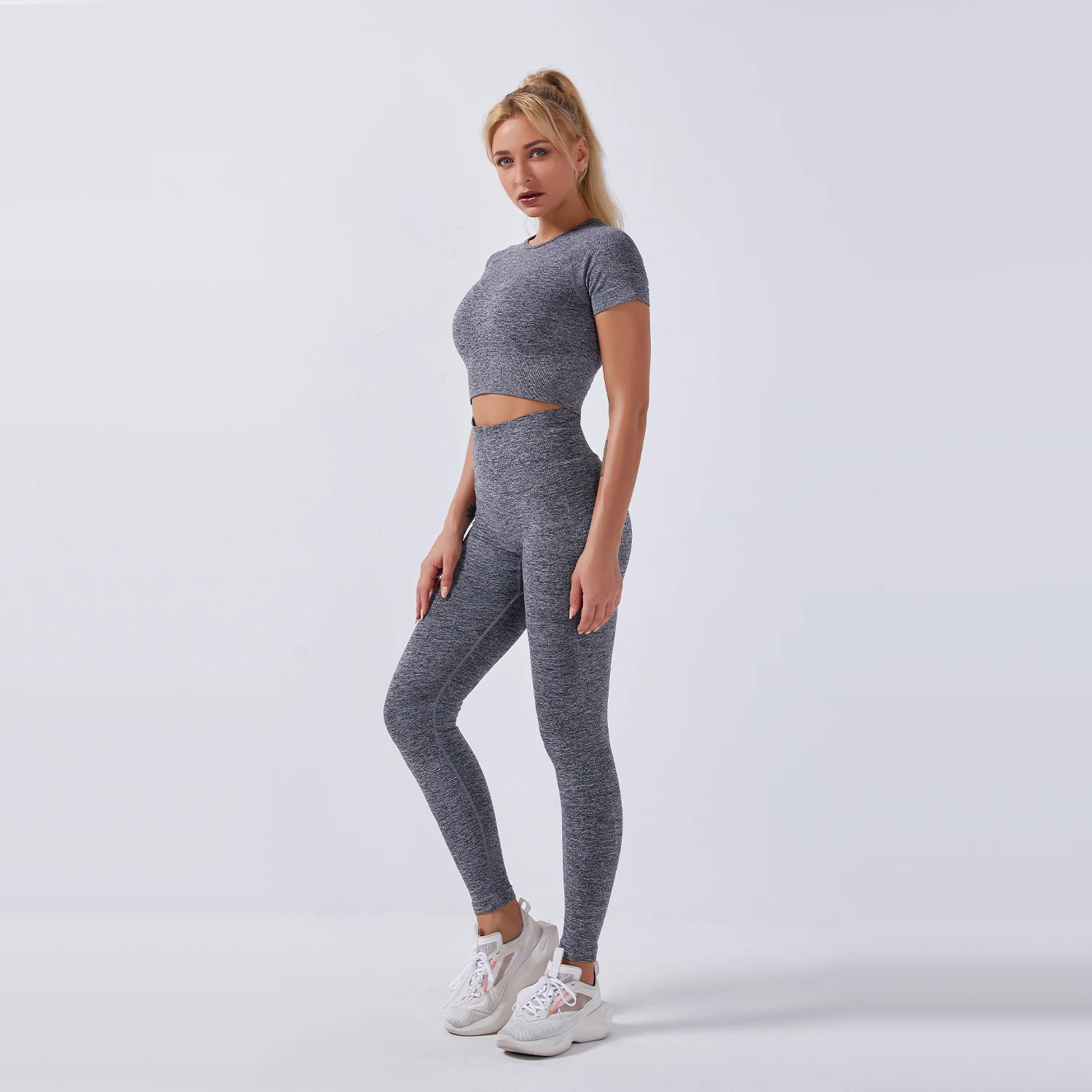 

BBZC2865 Factory hot style seamless set sportswear hip lift slim female fitness wear wicking elastic yoga set