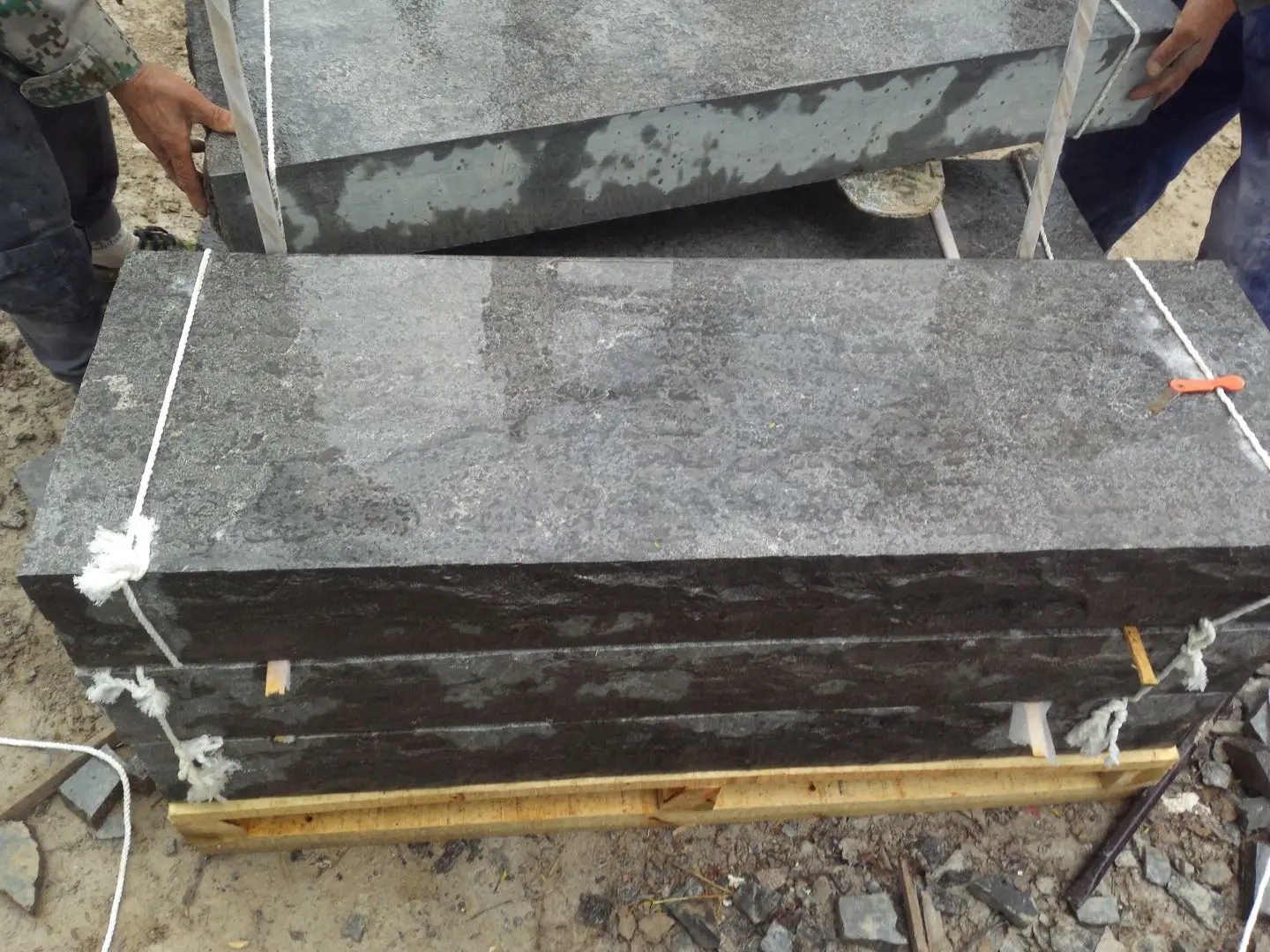 Chinese high quality natural blue limestone block step stair riser