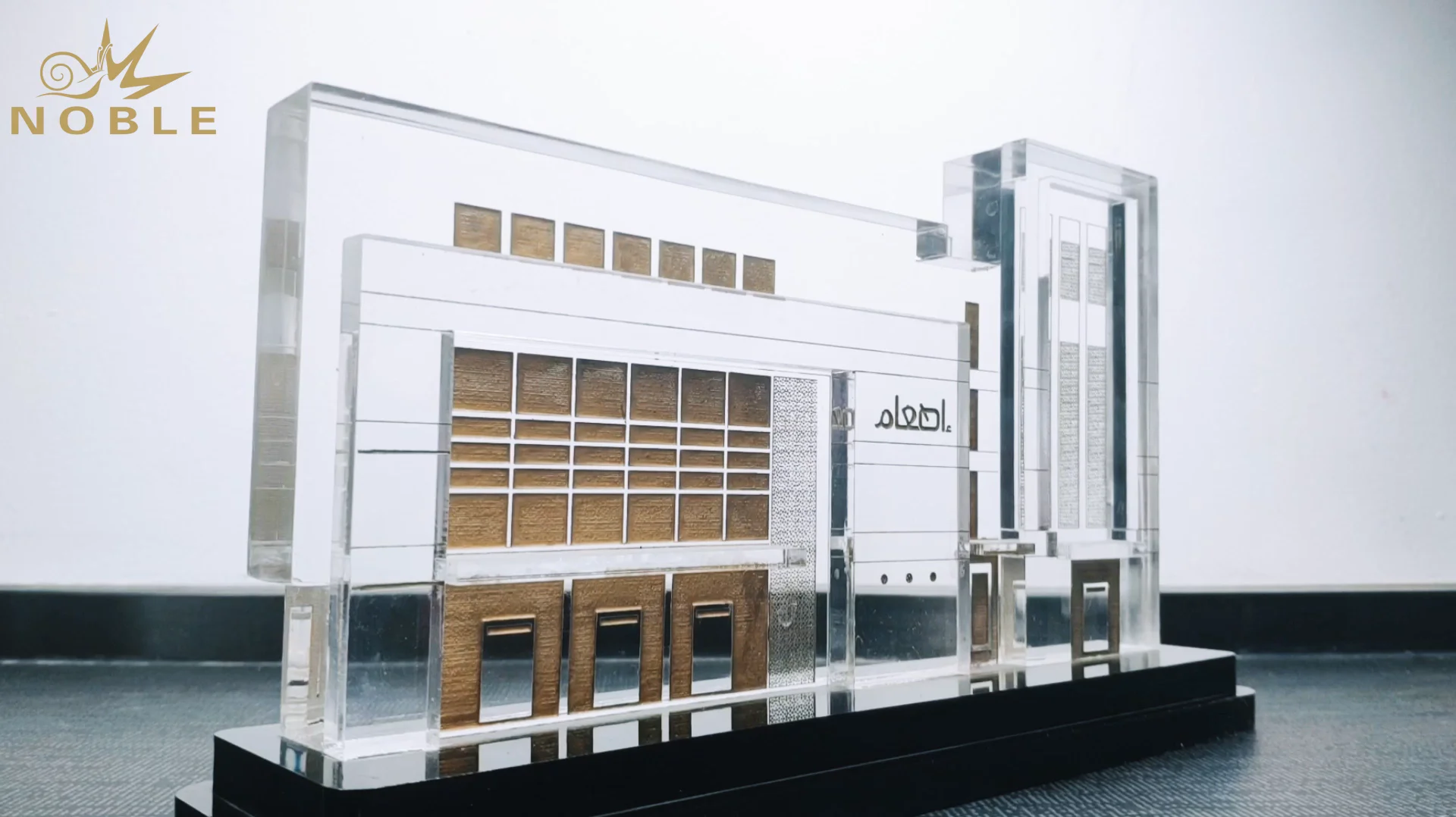 Customized Logo Text Uae Dubai Famous Landmark Crystal Replica Burj Al