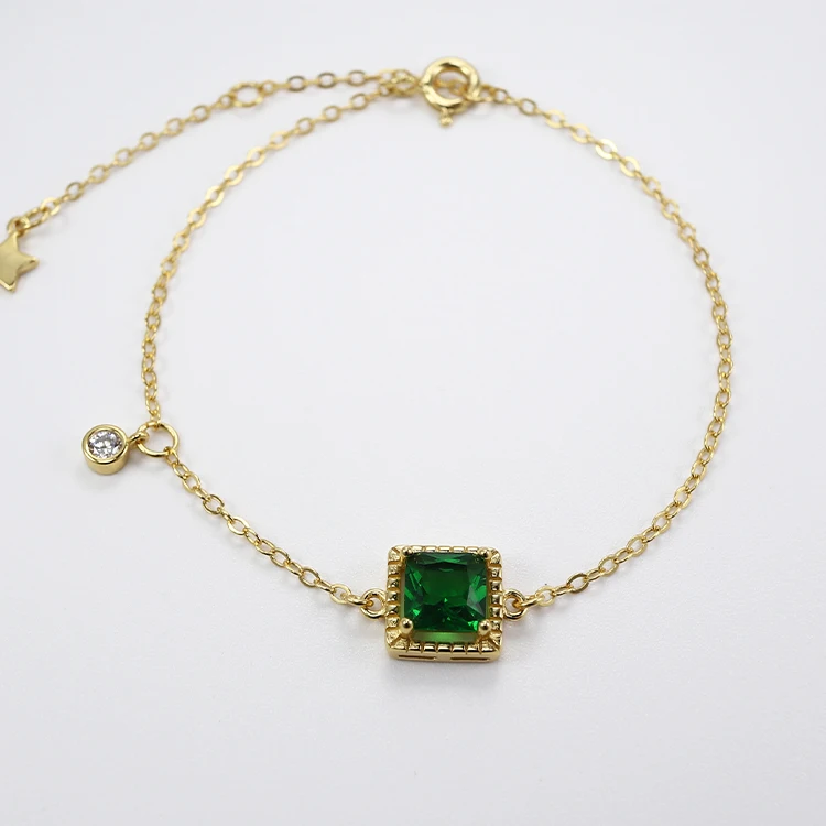 emerald bracelet.jpg