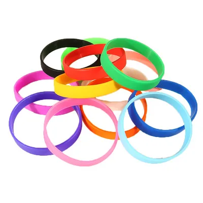 

Hot Selling Cheap Promotional Gifts Low MOQ Custom logo Silicone Wristband Rubber Wrist Bands Band Bracelets, Customized color