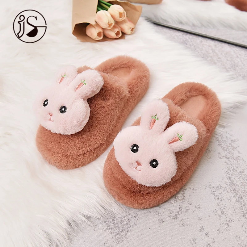

2021 Fashion Wholesale custom fluffy slippers fancy colorful women slippers plush furry Cartoons women slides, Picture