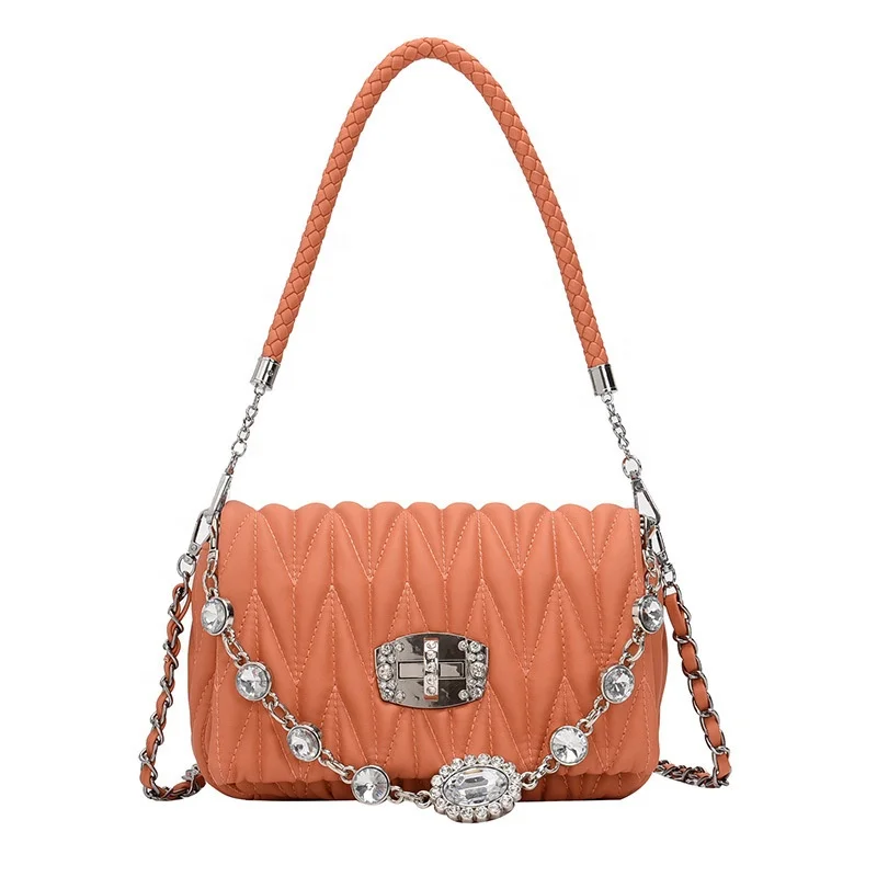 

Wholesale Solid PU Leather Ruched New Chain Handle Handabgs Cross Shoulder Ladies Bag Purses Latest Bags 2021 Women