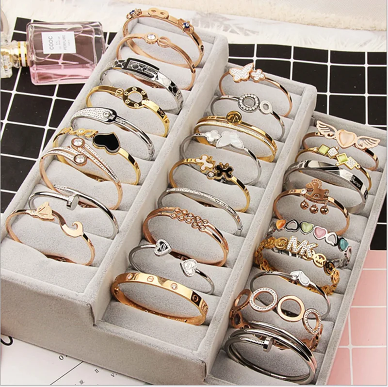 

Korean rose gold fashion titanium steel bracelet wholesale new anti allergy opening Bracelet accessories, Random matching