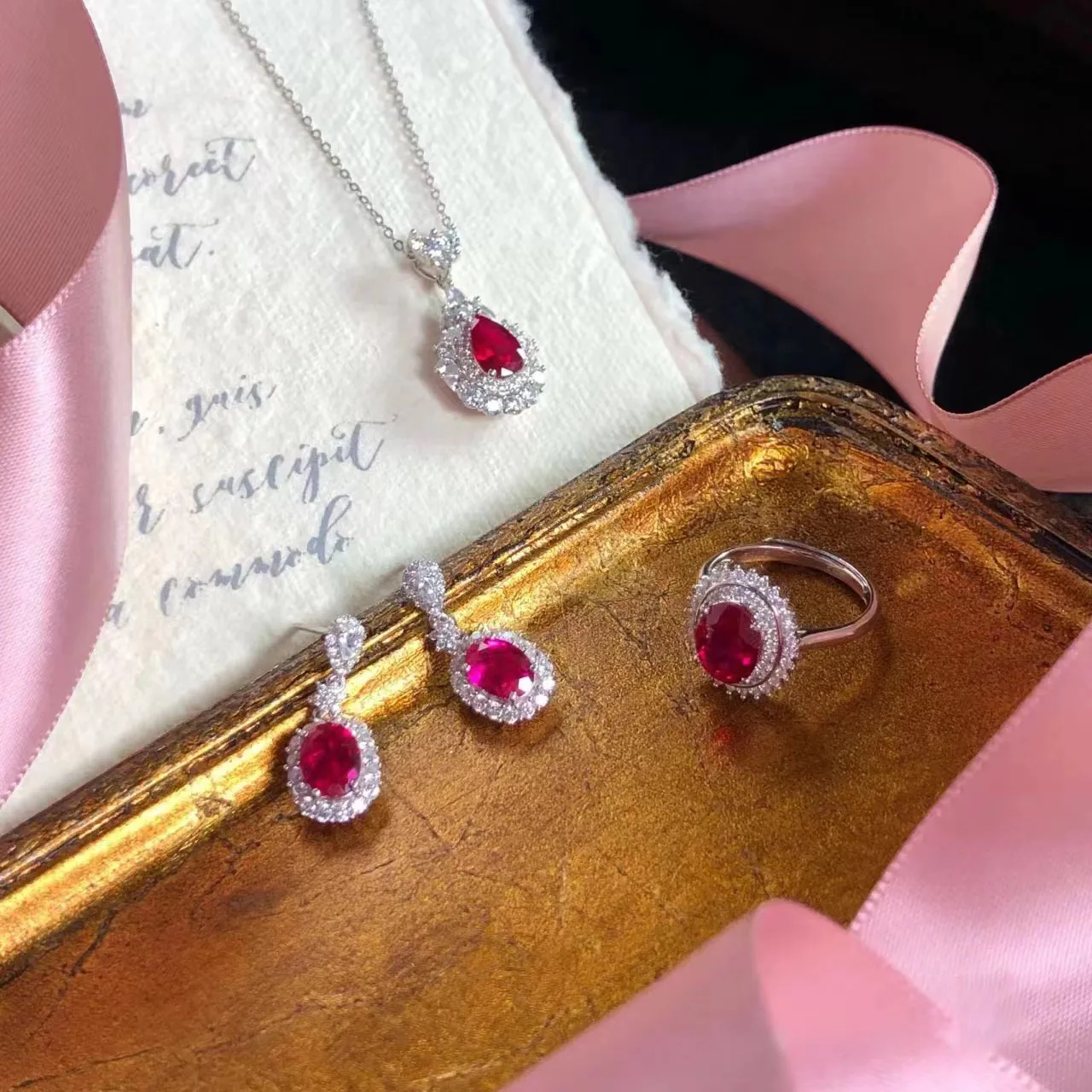 

Ruby Luxury Wedding Jewelry SetStud Earrings Jewelry Sets Beautiful Red Zircon Wedding Jewelry Set
