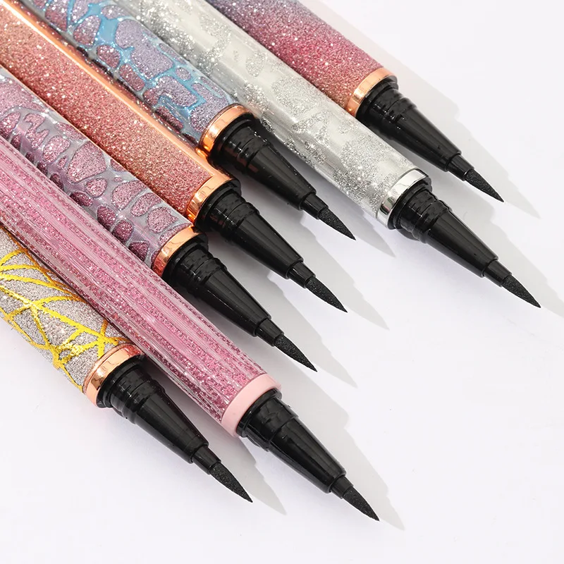 

New magic eyeliner and lashes kit with magnetic eyeliner eyelash