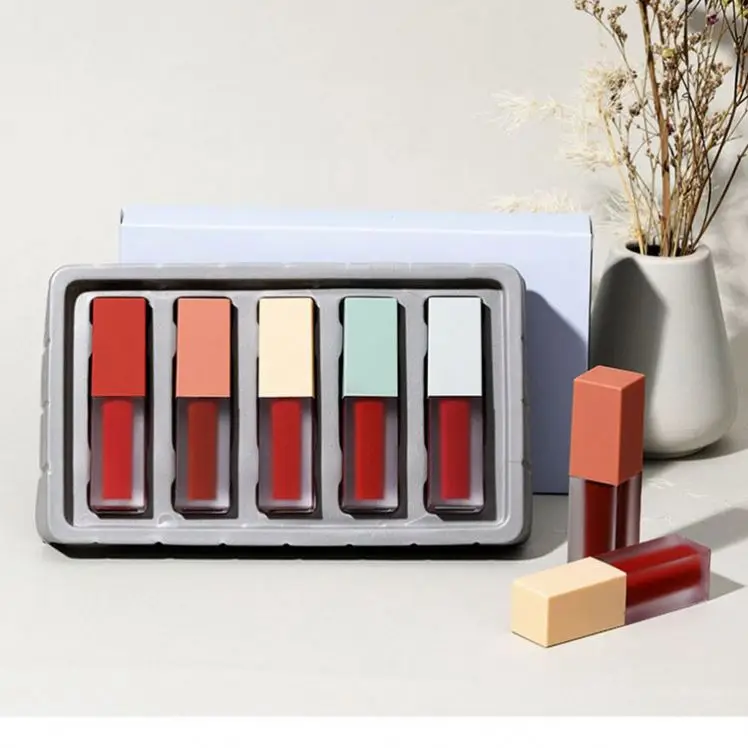 

Christmas lip gloss suit private label lipgloss non sticky lipgloss