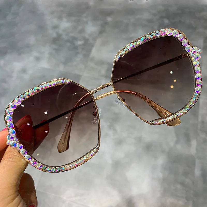 

DCOPTICAL 2021 Trendy New Fashion Fancy Diamond Square Metal Frame Transparent Lens Womens Shades Sunglasses