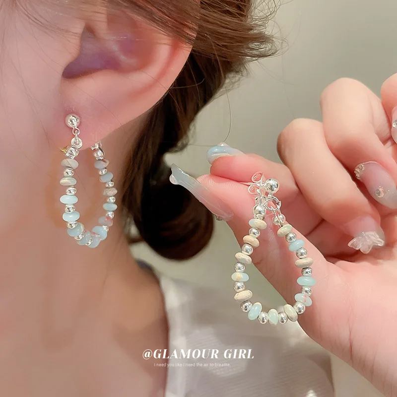 

Factory wholesale natural crystal stone quartz gravel earrings for women round circle hoop stud earrings