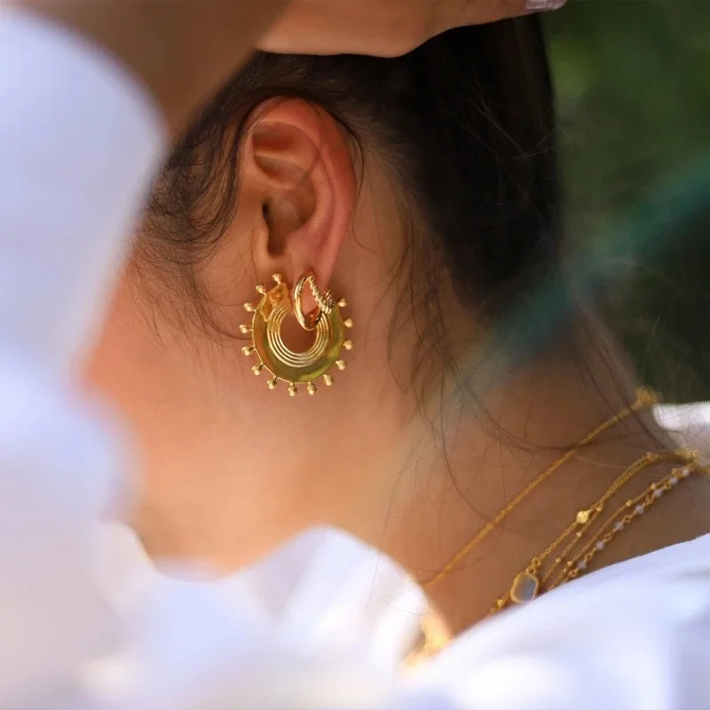 

Circle earring Female cool wind C ear ring simple niche trendy earrings