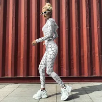 

2020 New Sports Hooded 2 Pieces Tracksuit High Waist Wear Women Yoga Leggings Sets