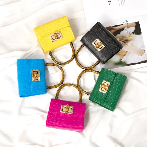 

2021 Bamboo handle Ladies Cute Mini Handbag Crocodile Silicone Small Jelly Purse Handbag For Women, 11pcs