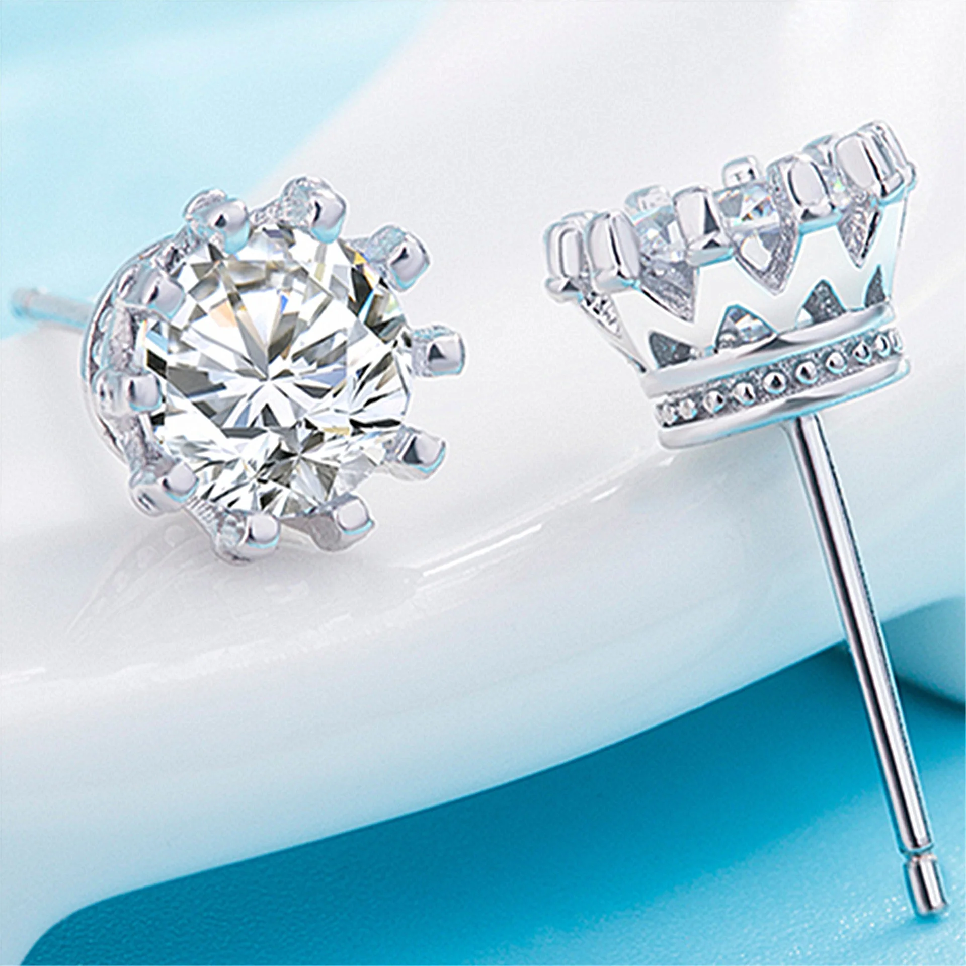 

2020 Trendy New Designs Initial Jewelry Design Handmade Women 925 Sterling Silver Post Crystal Crown Earrings Stud, As picture