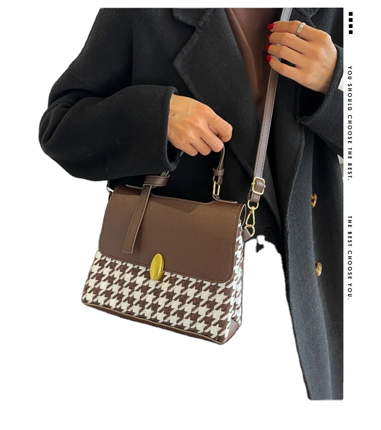 

2022 new fashion retro design one shoulder small square women's bag simple foreign style messenger bag