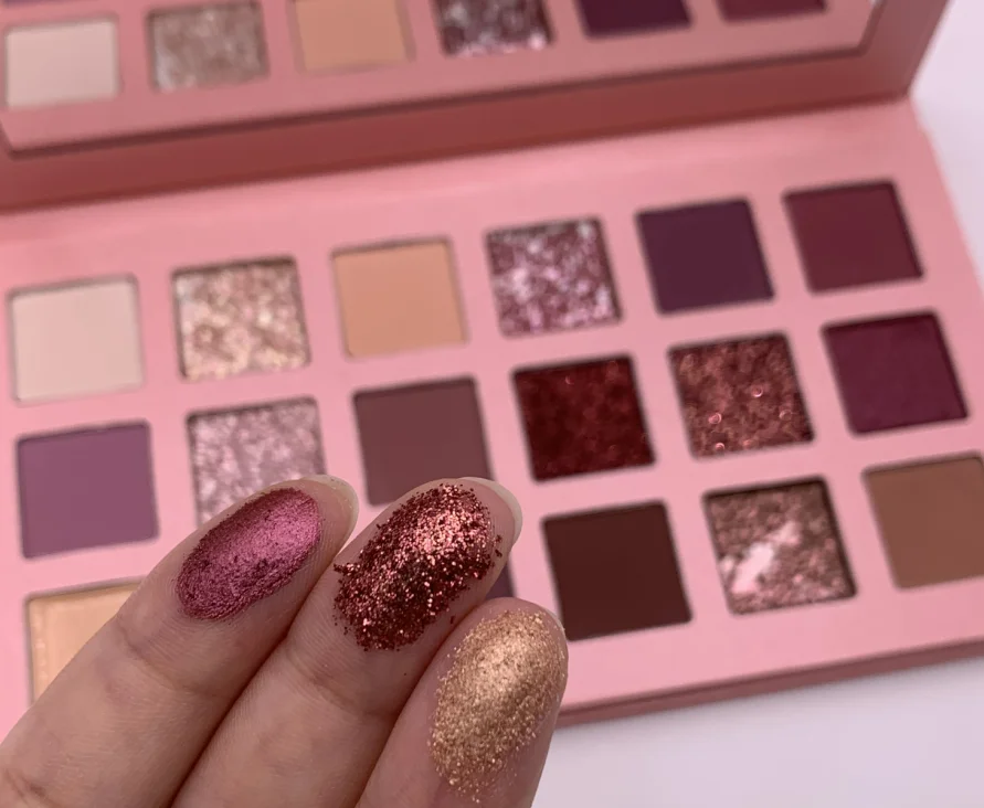 

Cruelty free oem custom logo low moq pink matte pigment eyeshadow palette