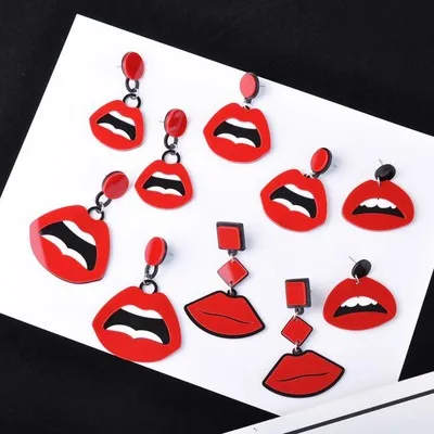 

New Arrival Trend Classic Design Good Quality Fashionable Personality Acrylic Acetate Red Mouth Exaggerated Pendant Earrings