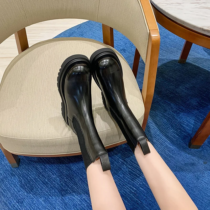 

Women's 2021 Autumn And Winter Fashion British Style Black Sleeve Leather Boots Casual Mid-tube Ladies Short Boots